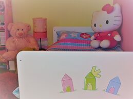 Urban Cosy Flat Near Tram, Metro & Acropolis