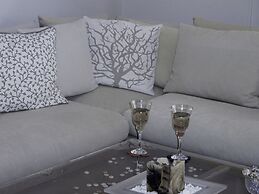 Urban Cosy Flat Near Tram, Metro & Acropolis