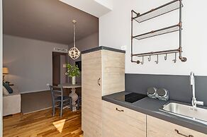 Ferrini Home - Etnea Collection