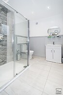 Off The Square Apartments