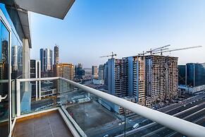 City Nights - 2B Burj Al Nujoom Tower