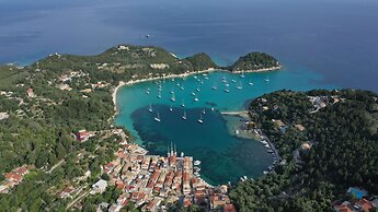 Bastas Hotel & Studios