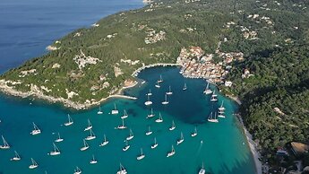 Bastas Hotel & Studios