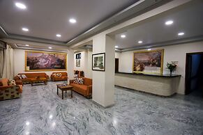 Bastas Hotel & Studios