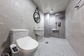 Ballantine Business Hotel