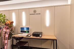 Ballantine Business Hotel