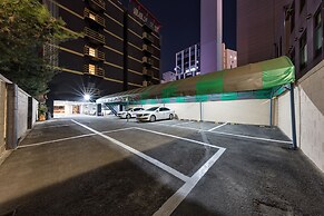 Ballantine Business Hotel