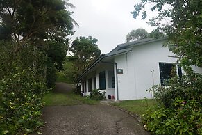 Juhu Farmstay