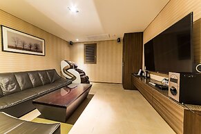 Uijeongbu La Tree Hotel