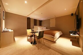 Uijeongbu La Tree Hotel