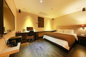 Uijeongbu La Tree Hotel