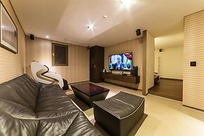 Uijeongbu La Tree Hotel