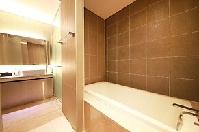 Uijeongbu La Tree Hotel