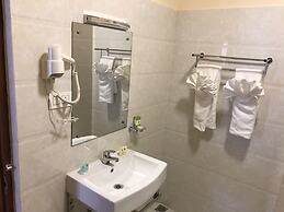 Legphel Hotel