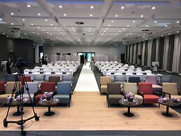 Golden Tulip Royaume