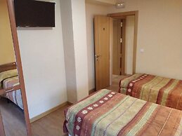 Hostal Hispanico II