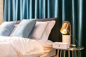 Locals Boutique Apartment Qianshan No.6