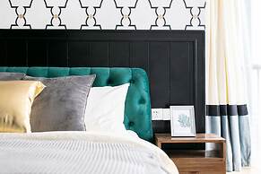 Locals Boutique Apartment Qianshan No.7