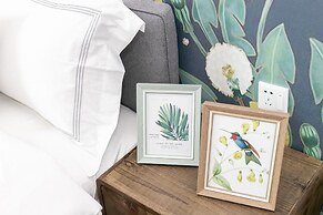 Locals Boutique Apartment Qianshan No.7