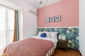 Locals Boutique Apartment Qianshan No.7