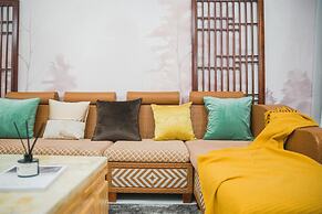 Locals Boutique Apartment Qianshan No.8