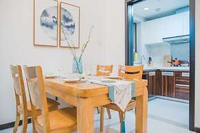 Locals Boutique Apartment Qianshan No.8