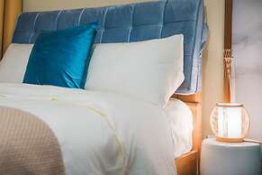 Locals Boutique Apartment Qianshan No.8