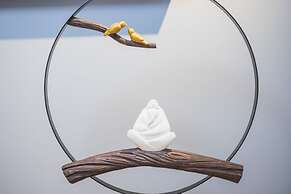 Locals Boutique Apartment Qianshan No.8