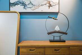 Locals Boutique Apartment Qianshan No.8