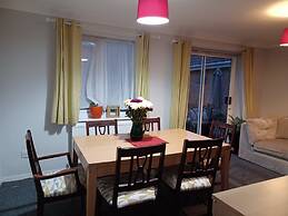 Huku Kwetu - Fieldfare Green