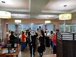 Tagaytay Karakol Hotel