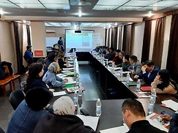 Tagaytay Karakol Hotel