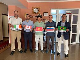 Tagaytay Karakol Hotel