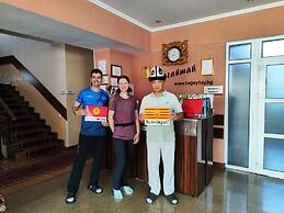 Tagaytay Karakol Hotel