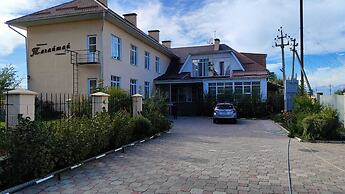 Tagaytay Karakol Hotel