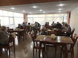 Tagaytay Karakol Hotel