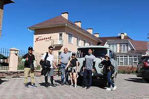 Tagaytay Karakol Hotel