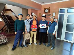 Tagaytay Karakol Hotel