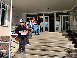 Tagaytay Karakol Hotel