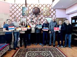 Tagaytay Karakol Hotel