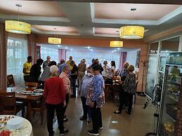 Tagaytay Karakol Hotel