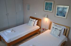 Peaceful house Loutraki village