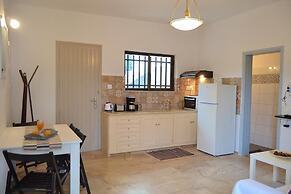 Peaceful house Loutraki village