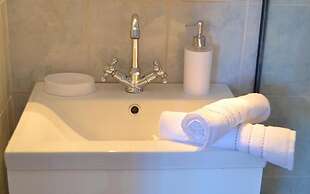 Peaceful house Loutraki village