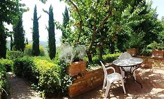 Casa Vacanze Podere Mezzastrada