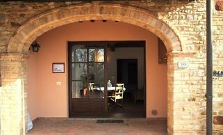 Casa Vacanze Podere Mezzastrada