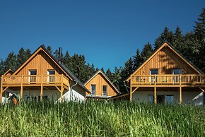Lakeside Village Větrník