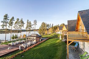Lakeside Village Větrník