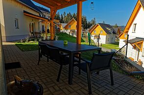 Lakeside Village Větrník
