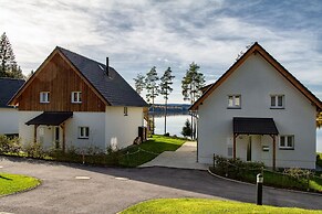 Lakeside Village Větrník